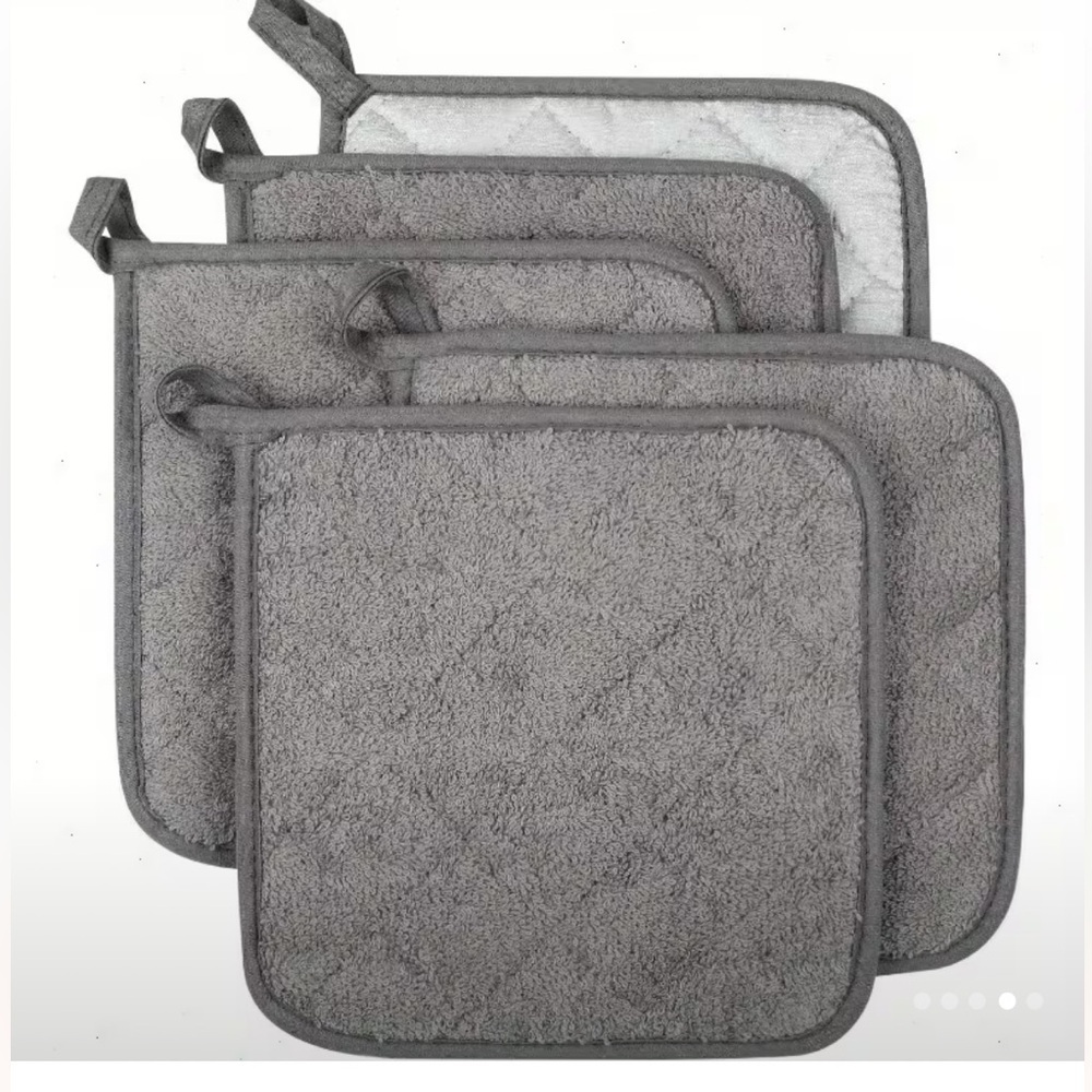 5 Gray Quilted Pot Holders